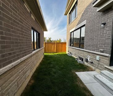 For Lease - 333 Lindsay Street, Kawartha Lakes, Ontario - Photo 6