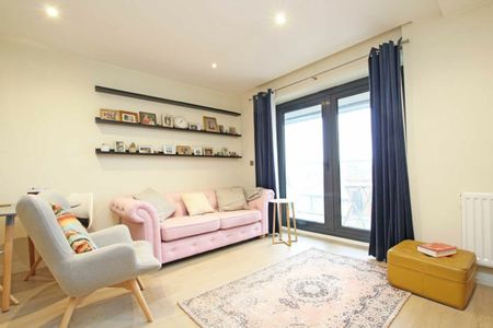Heath Road, TW1, London - Photo 2