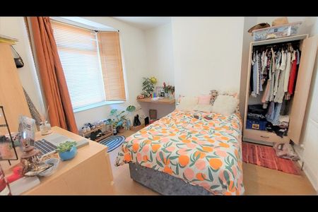 6 Bed Terraced House, Coleman Street, BN2 - Photo 4