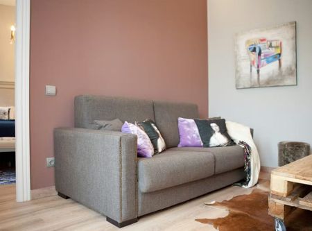 Rambla de Catalunya, Barcelona, Catalonia 08008 - Photo 3