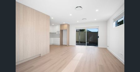 ** UTILITIES INCLUDED, WATER, ELECTRICITY, GAS, INTERNET - Photo 3