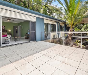 LUXURIOUS THREE BEDROOM RETREAT WITH BREATHTAKING VIEWS - Photo 3