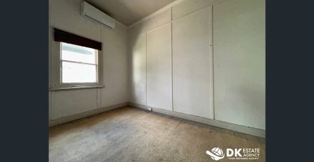 Comfortable & Convenient Living in the Heart of Sunshine - Photo 3