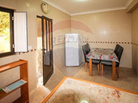 4 room luxury House for rent in Peniche, Portugal - Photo 5