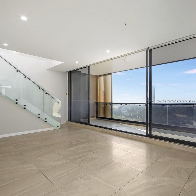 Private Rooftop Terrace with BBQ | Luxury Apartment With Facilities - Photo 1