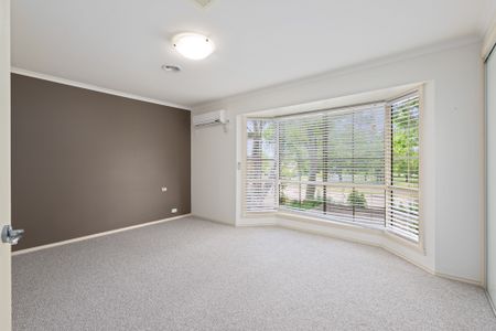 Sprawling East Albury Family Home - Photo 5