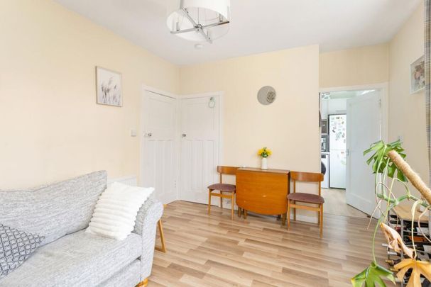 Broomfield Crescent, Corstorphine, Edinburgh, EH12 - Photo 1