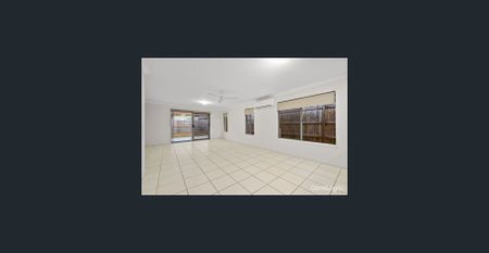 The Perfect Blend of Space and Lifestyle! - Photo 2