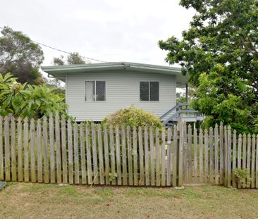 BREAK LEASE :: NEAT HOME ON CORNER BLOCK - Photo 1