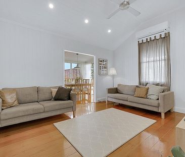 Beautiful Family Home In Moorooka - Photo 3