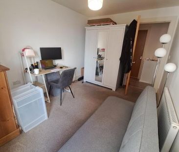 Apt, 121 Merchant Building, James Clow, Pilot Street, Belfast, BT1 3AA - Photo 3