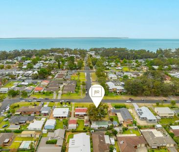 Freshly Renovated 3-Bedroom Home in Central Huskisson - Photo 2