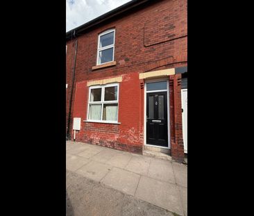 4 Bed Terraced House, Humber Street, M50 - Photo 6