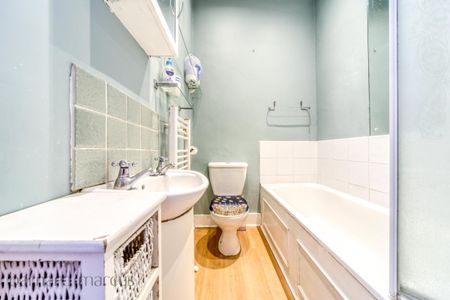 Barrow Road - Photo 4