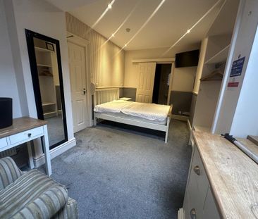 1 bedroom house of multiple occupation to rent - Photo 3