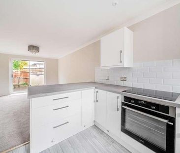 Guildford Road, Lightwater, GU18 - Photo 3