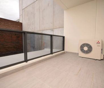 1 BEDROOM APARTMENT - Photo 6
