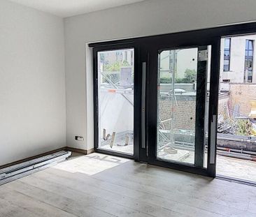Appartement te huur in Ukkel voor € 1.150 met 1 slaapkamer - Foto 4