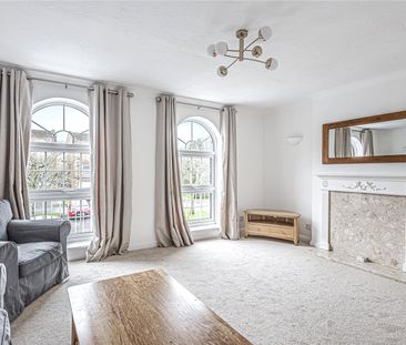 4 bedroom terraced house to rent - Photo 1