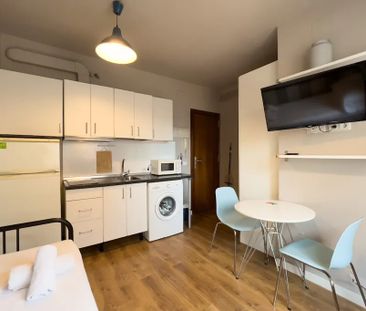 Carrer del Vallès, Barcelona, Catalonia 08030 - Photo 1