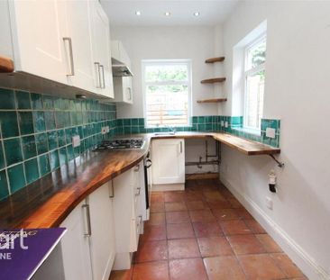 3 bedroom terraced house to rent - Photo 4