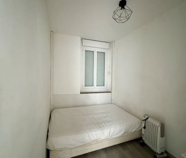 Location Appartement 1 pièce 32m² MARSEILLE 5ème - Photo 1