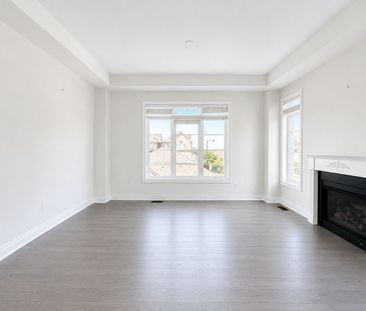 For Lease - 23 Clara May Avenue, East Gwillimbury, Ontario - Photo 6
