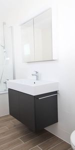 Very nice 3.5-room apartment on the ground floor with terrace - Photo 3