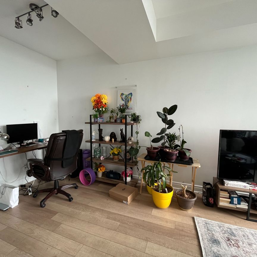 For Lease - 80 Marine Parade Drive Unit# 2304, Toronto, Ontario - Photo 1