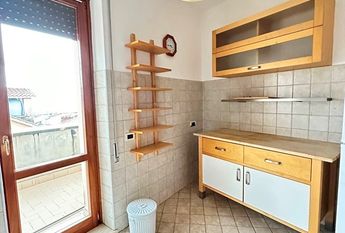 Appartamento in affitto a Velletri