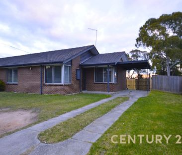 Neat, Bright & Convenient Living in Dandenong North - Photo 6