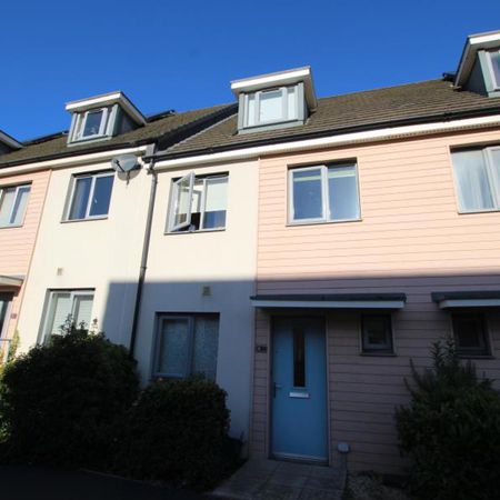 ***STUDENT PROPERTY *** ALL BILLS INCLUDED *** 6 bedroom student property 5 min walk from University of the West of England. Bills included - Move in July 2025. - Photo 3