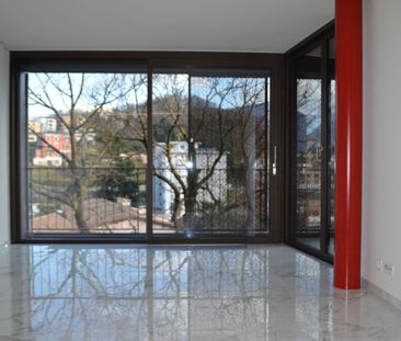 Appartamento moderno di 2,5 locali immerso nel verde - Photo 2
