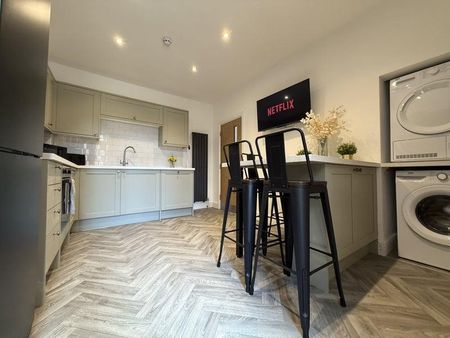 1 bedroom flat to rent - Photo 4