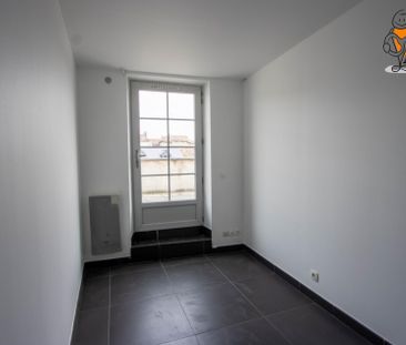 Location Appartement de type F1 Bis en plein centre-ville de Meaux - Photo 2