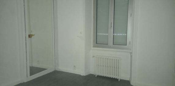 Apartment - Photo 2