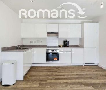 Estienne House, Chieftain Road, Chertsey, KT16 - Photo 3