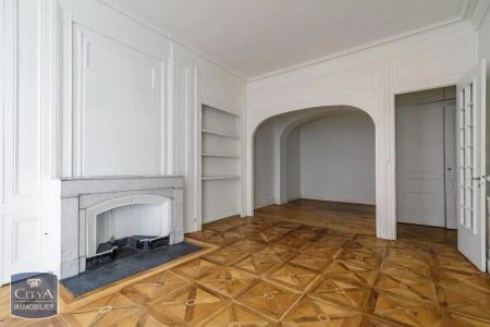 Appartement à louer 4 pièces 155.49m² - Photo 2