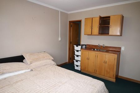 Bedroom on Ness Street - Photo 5