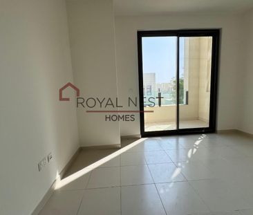 Large Plot | 3 Bed +Maids | With Private Garden - Photo 5