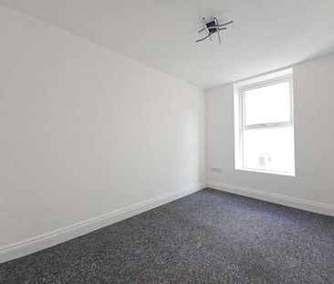 High Street, Blackpool, FY1 - Photo 3