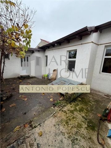 Casa 7 camere si curte, Ploiesti, zona Bobalna. - Fotografie 2