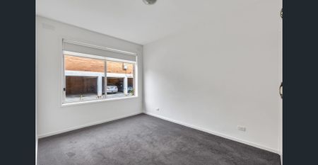 Freshly Updated & Perfectly Located! - Photo 3