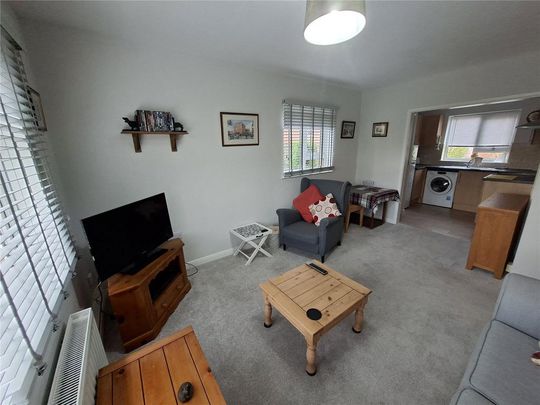 1 bedroom flat to rent - Photo 1