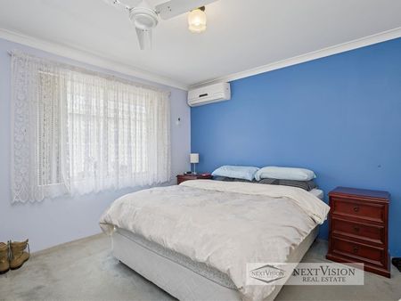 5A Medlar Grove, South Lake - Photo 3