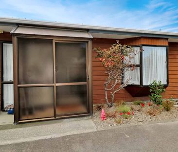 Sunny 2 Bedroom in Naenae - Photo 5