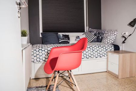 Carrer d'Aragó, Barcelona, Catalonia 08013 - Photo 3