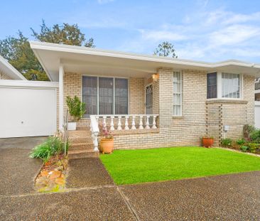 Well Maintained | Charming| Rare| Bright | Stylish| Two Bedder Vill... - Photo 5