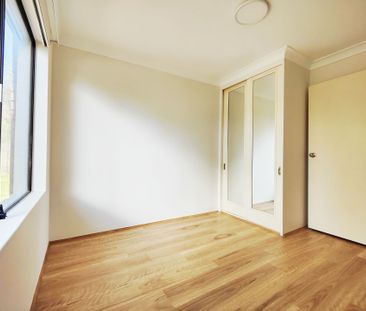 Quietly Positioned and Light-filled 2 Bedroom Townhouse - Photo 2