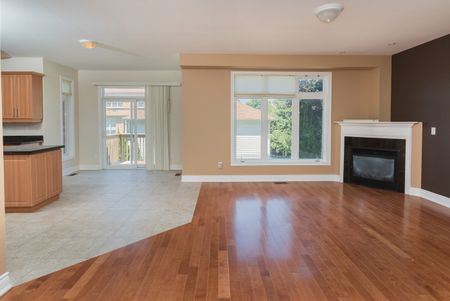 For Lease - 30 James Scott Road, Markham, Ontario - Photo 2